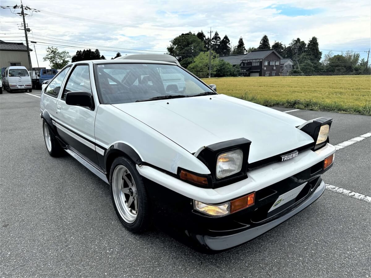 908409 anime, Toyota AE86, road, Toyota, sea, Toyota Sprinter Trueno AE86  GT-Apex, Akina SpeedStars, coast, pop-up headlights, car, sports car,  Initial D, Toyota Trueno, traffic barrier - Rare Gallery HD Wallpapers