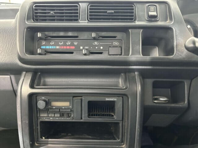 1999 DAIHATSU HIJET TRUCK
