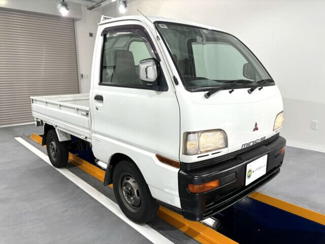 1998 MITSUBISHI MINICAB TRUCK