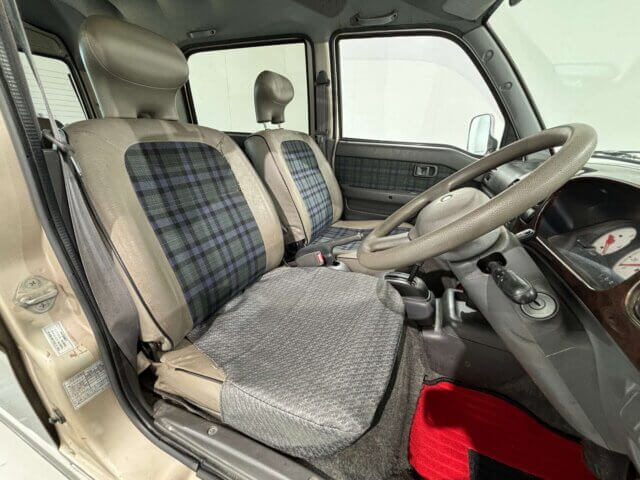 1997 DAIHATSU ATRAI