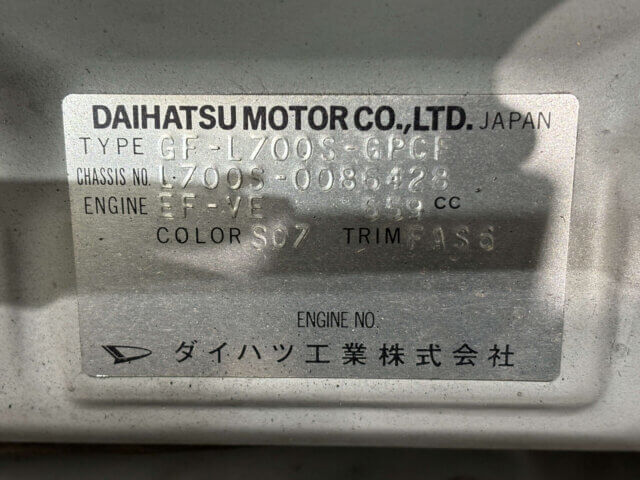 1999 DAIHATSU MIRA GINO