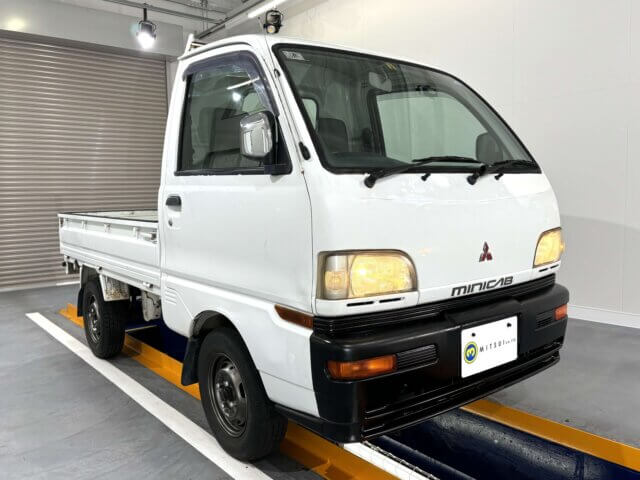 1998 MITSUBISHI MINICAB TRUCK
