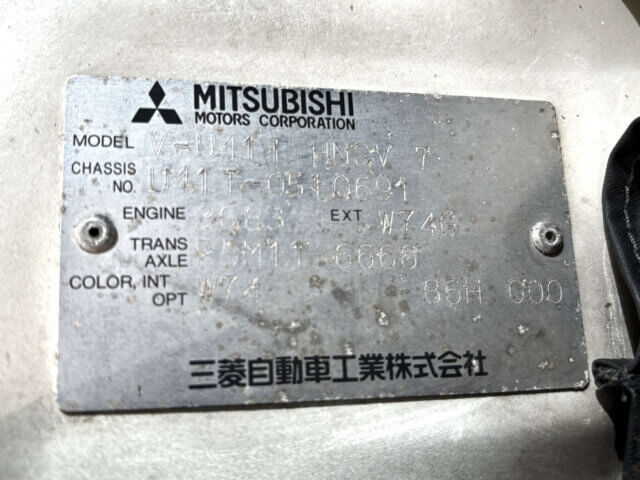 1998 MITSUBISHI MINICAB TRUCK