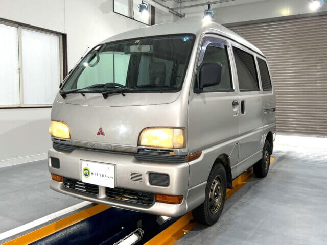 1998 MITSUBISHI MINICAB VAN