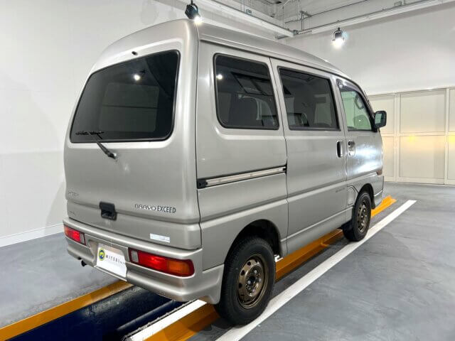1998 MITSUBISHI MINICAB VAN