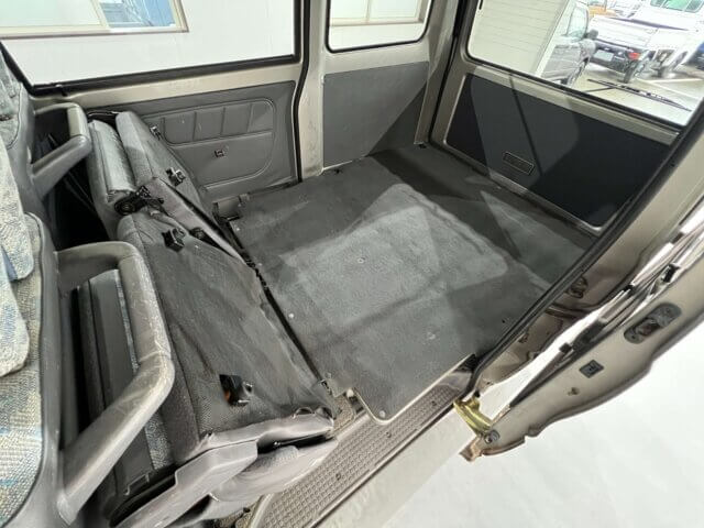 1998 MITSUBISHI MINICAB VAN
