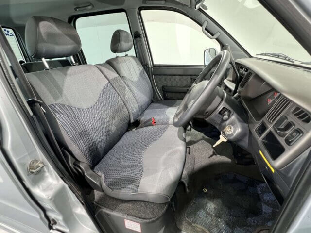 1999 DAIHATSU ATRAI
