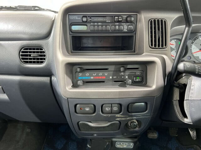 1999 DAIHATSU ATRAI