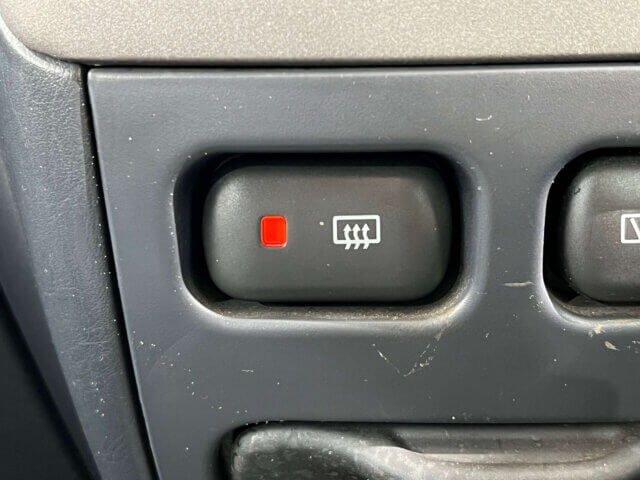 1999 DAIHATSU ATRAI