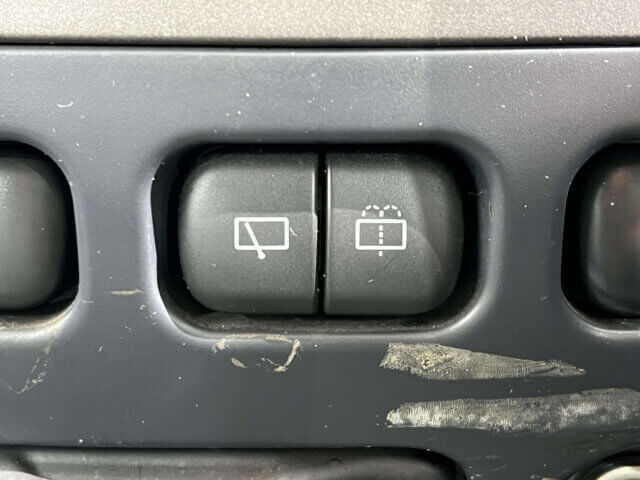 1999 DAIHATSU ATRAI