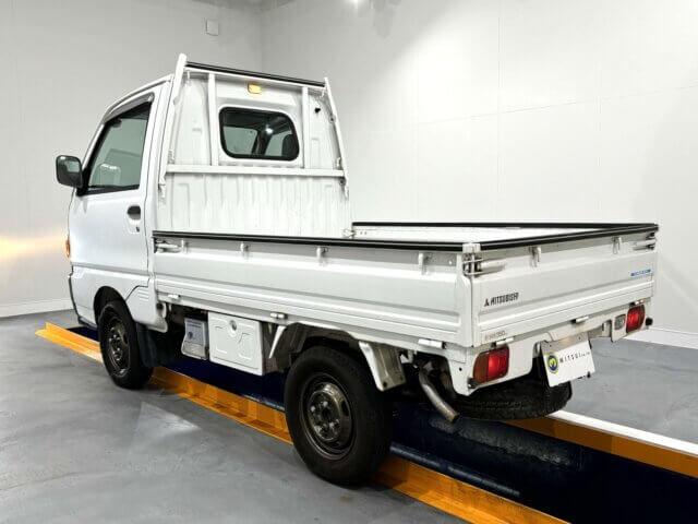 1996 MITSUBISHI MINICAB TRUCK