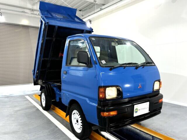 1997 MITSUBISHI MINICAB DUMP