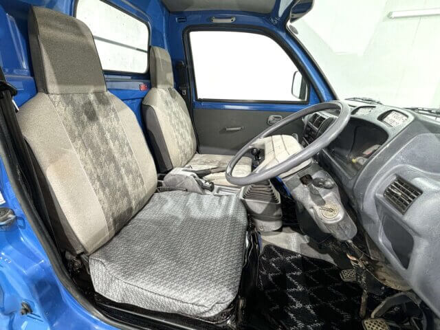 1997 MITSUBISHI MINICAB DUMP