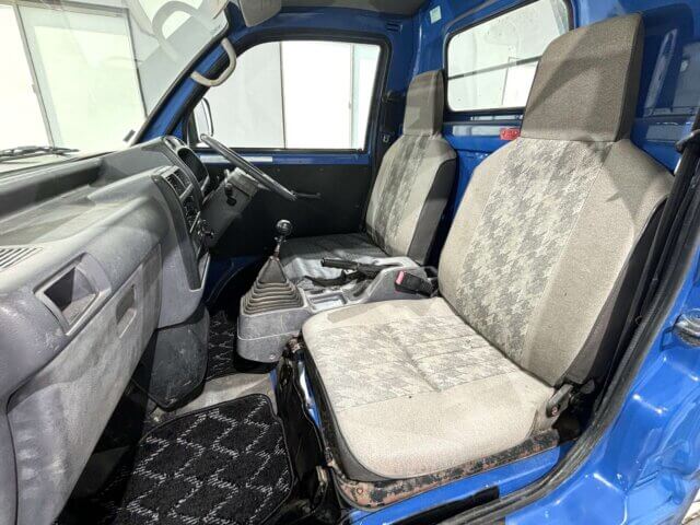1997 MITSUBISHI MINICAB DUMP
