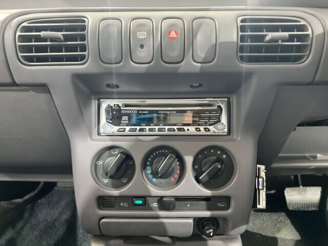 1995 MITSUOKA VIEWT