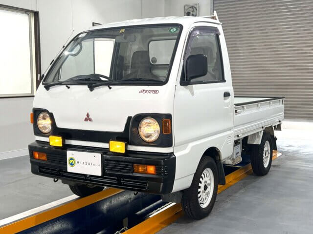 1992 MITSUBISHI MINICAB TRUCK
