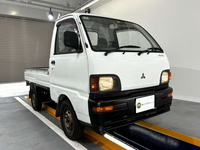 1994 MITSUBISHI MINICAB TRUCK