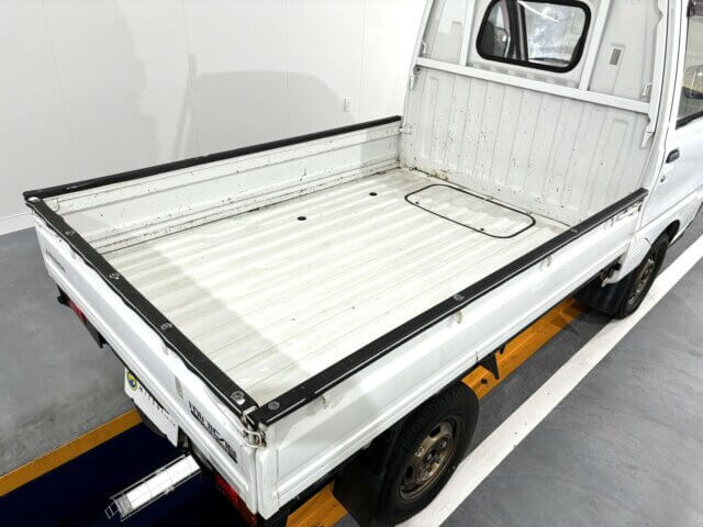 1994 MITSUBISHI MINICAB TRUCK
