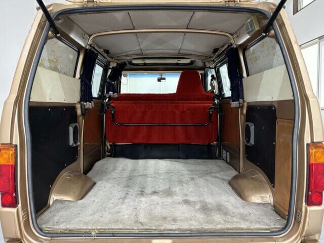 1980 MITSUBISHI MINICAB VAN