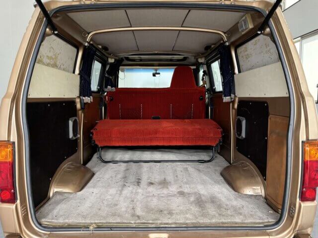 1980 MITSUBISHI MINICAB VAN