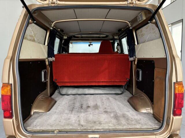 1980 MITSUBISHI MINICAB VAN