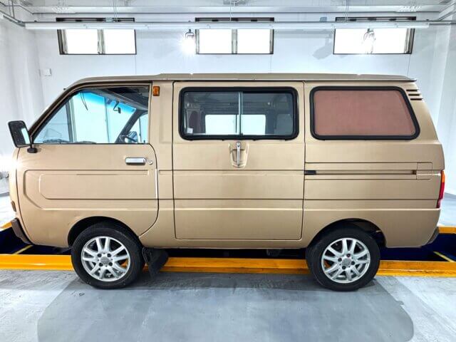 1980 MITSUBISHI MINICAB VAN