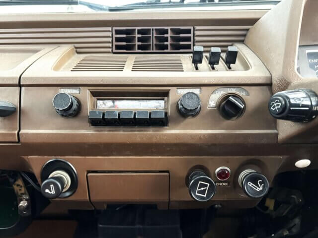 1980 MITSUBISHI MINICAB VAN