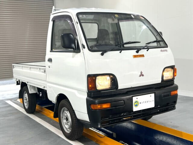 1994 MITSUBISHI MINICAB TRUCK