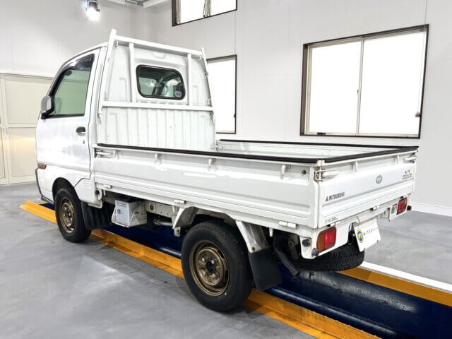 1997 MITSUBISHI MINICAB TRUCK