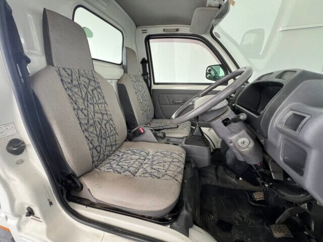 1997 MITSUBISHI MINICAB TRUCK
