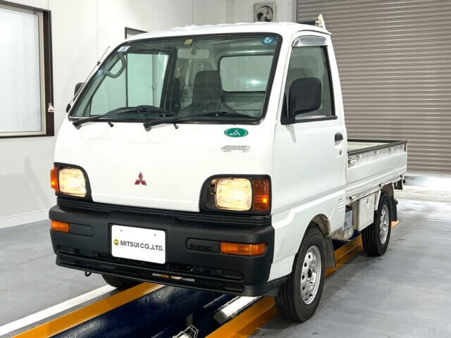 1997 MITSUBISHI MINICAB TRUCK