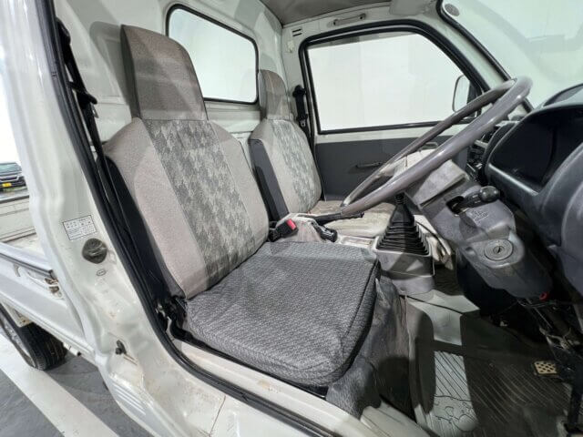 1997 MITSUBISHI MINICAB TRUCK