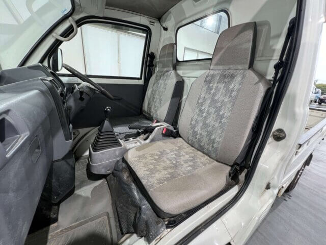 1997 MITSUBISHI MINICAB TRUCK