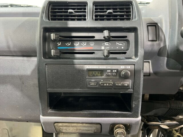 1997 MITSUBISHI MINICAB TRUCK