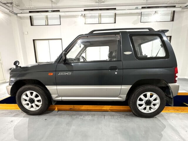 1996 MITSUBISHI PAJERO MINI