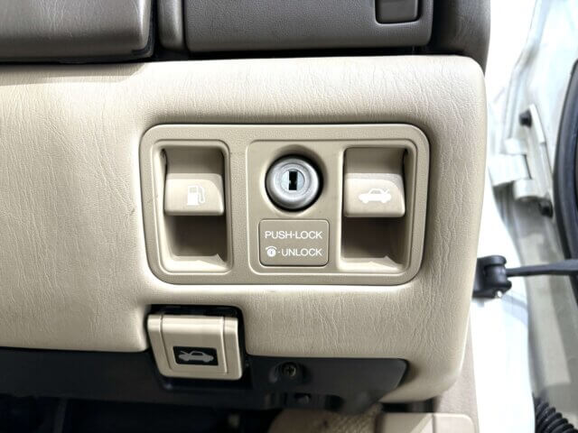 1999 TOYOTA CELSIOR