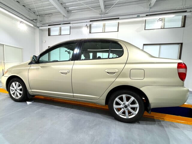 1999 TOYOTA PLATZ
