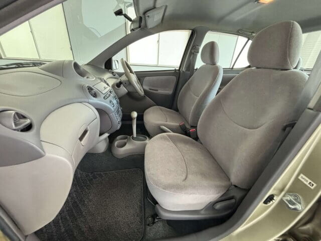 1999 TOYOTA PLATZ