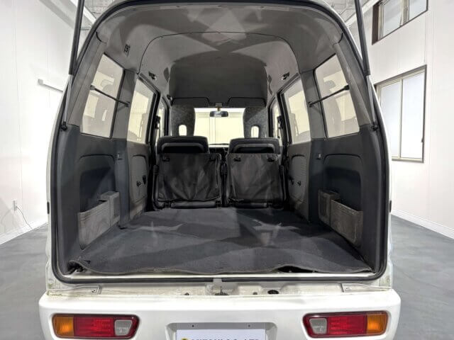 1992 MITSUBISHI MINICAB VAN
