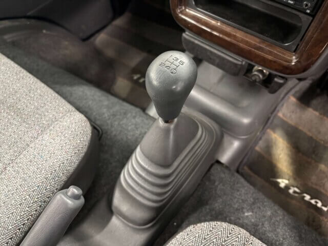 1996 DAIHATSU ATRAI