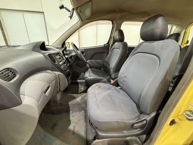 2000 FUNCARGO, TOYOTA 