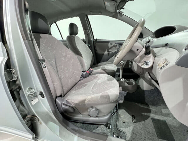 1999 TOYOTA PLATZ