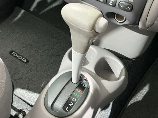 1999 TOYOTA PLATZ