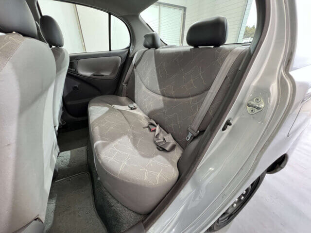 1999 TOYOTA PLATZ