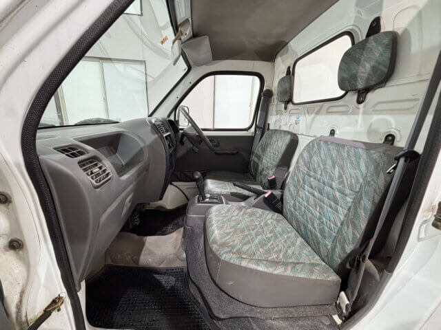 2000 MAZDA SCRUM TRUCK