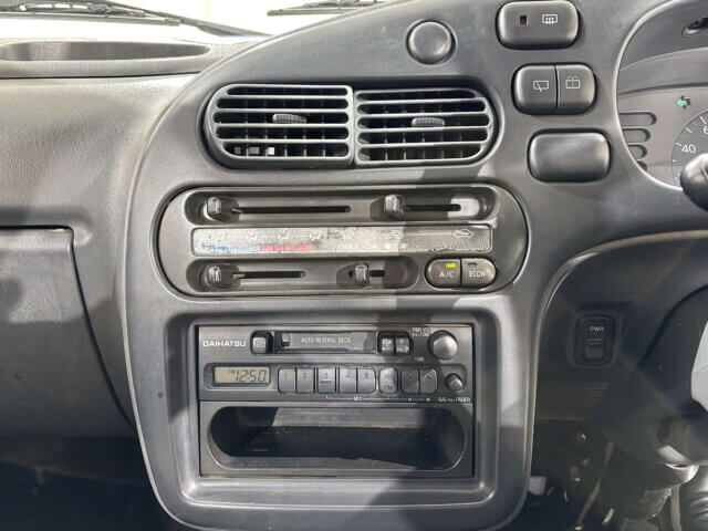 1995 DAIHATSU ATRAI
