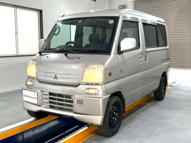 2000 MITSUBISHI TOWN BOX