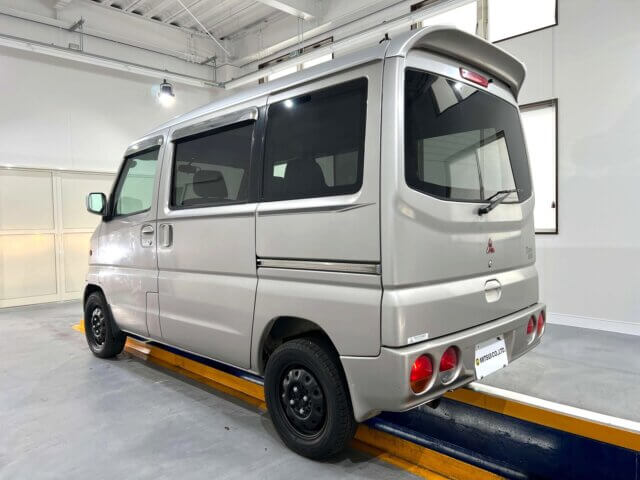 2000 MITSUBISHI TOWN BOX