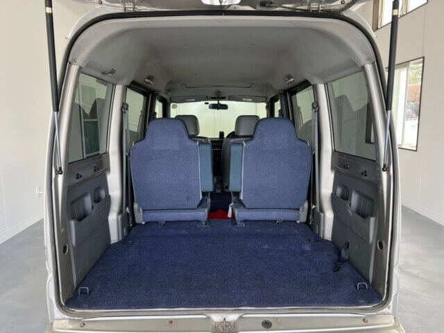 2000 MITSUBISHI TOWN BOX