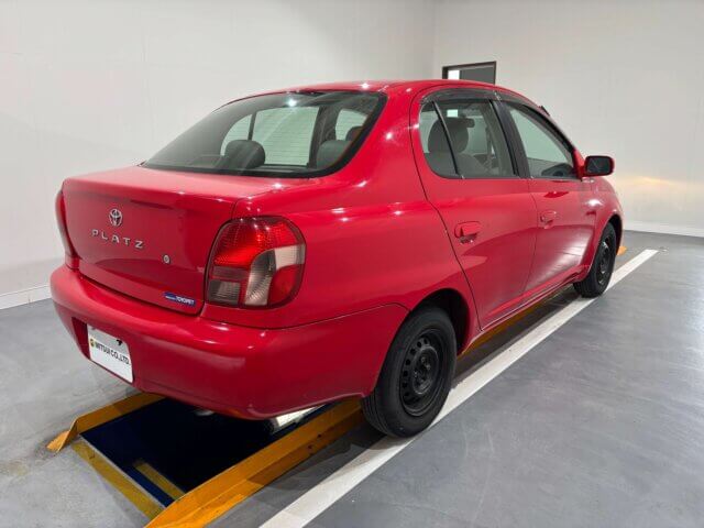 2000 TOYOTA PLATZ